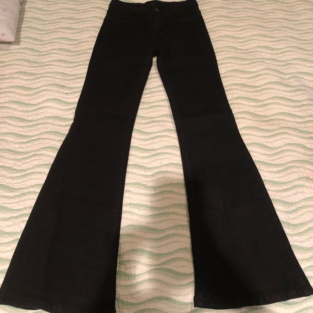 High wasted black flare jeans